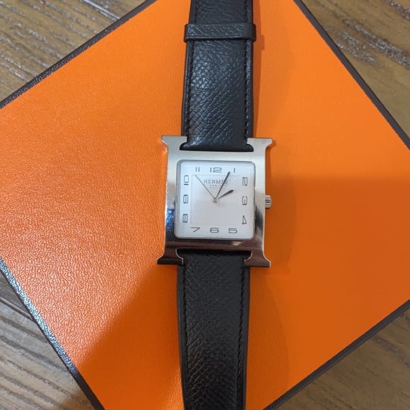 Hermès Heure H Watch, 30.5 x 30.5 MM - Picture 3 of 6